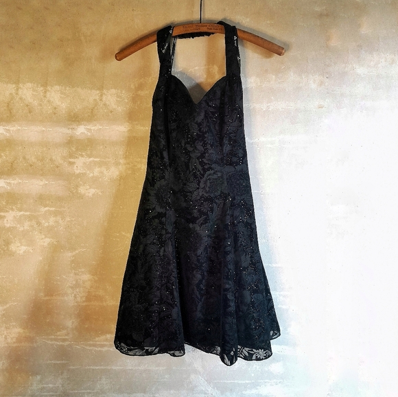 black vintage floral halter dress - 3/4 - Picture 1 of 6